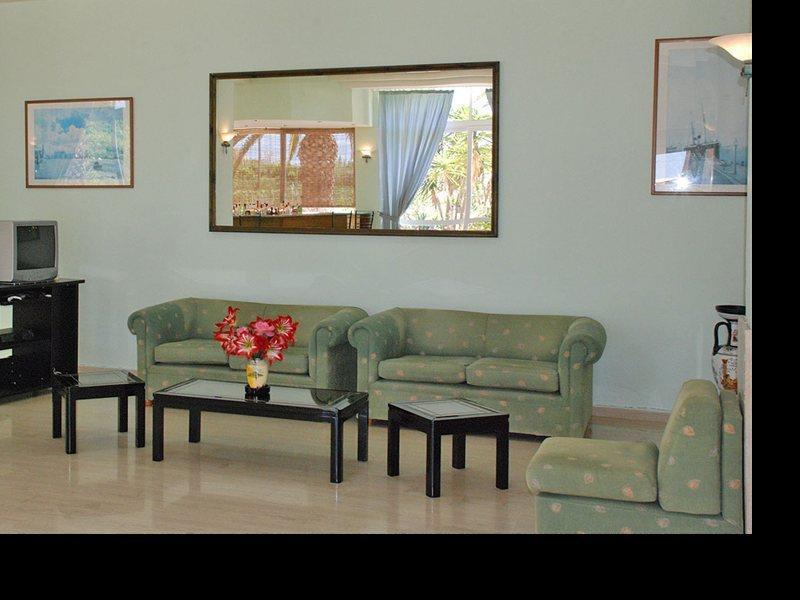 Paramonas Paramonas  Ngoại thất bức ảnh